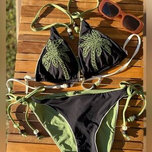 LARGE NWT ISABELLA ROSE Tropical Palm Green & Black Embroidered Reversible Swim